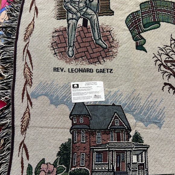 Vintage tapestry throw blanket - Picture 5 of 10